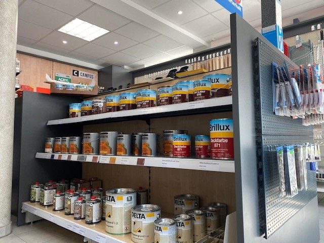 Innenansicht Farbenfachhandel Topis Farben